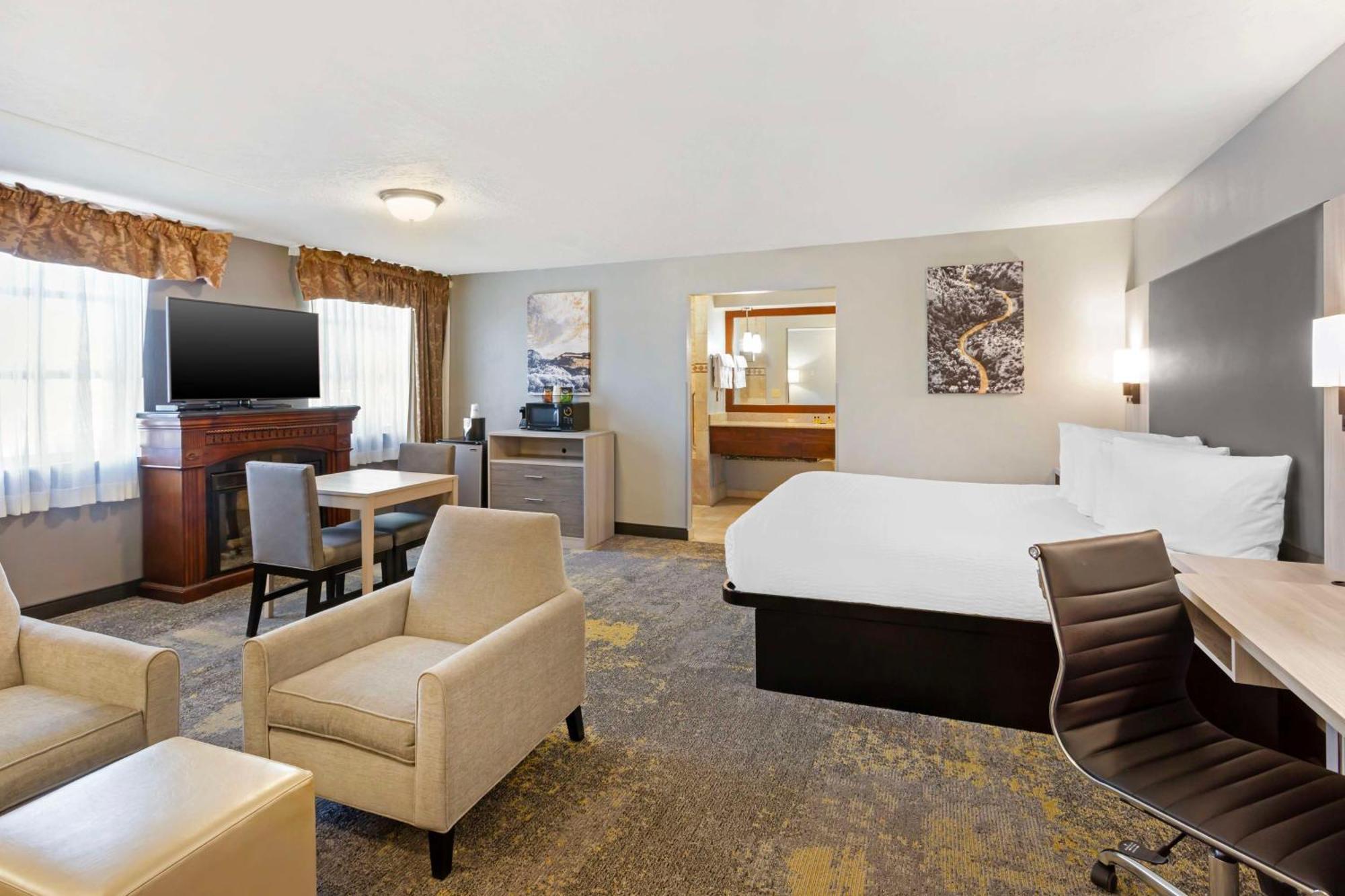 Best Western Plus Weston Inn Лоуган Екстериор снимка