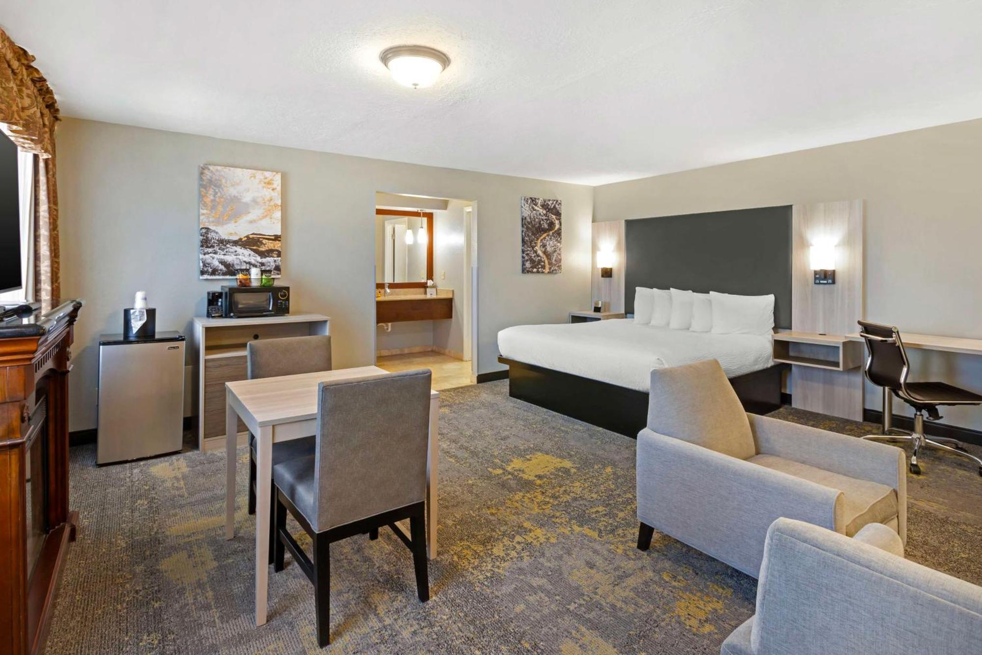 Best Western Plus Weston Inn Лоуган Екстериор снимка
